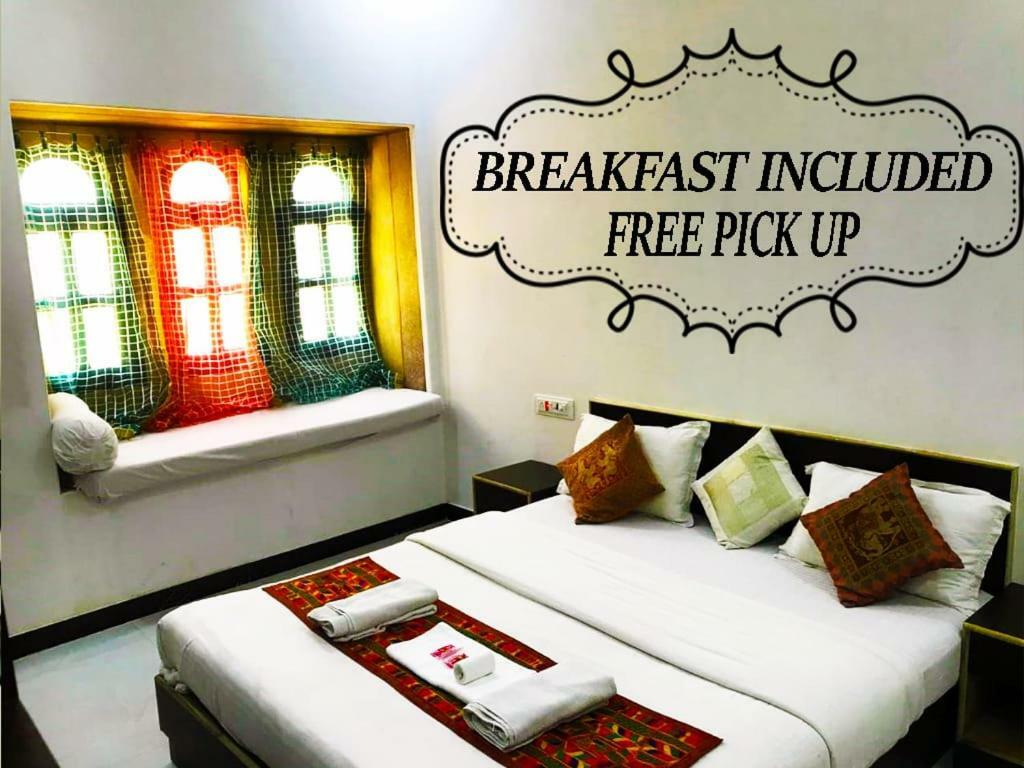 Tofu Hotel & Safari Jaisalmer Exteriör bild